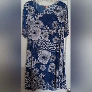 SJS XL Short Sleeve Dress. Dinner At The Beach, Travel Wear, Summer Parties.